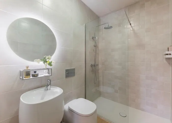 Homeclub Modern In Marmoles Ii